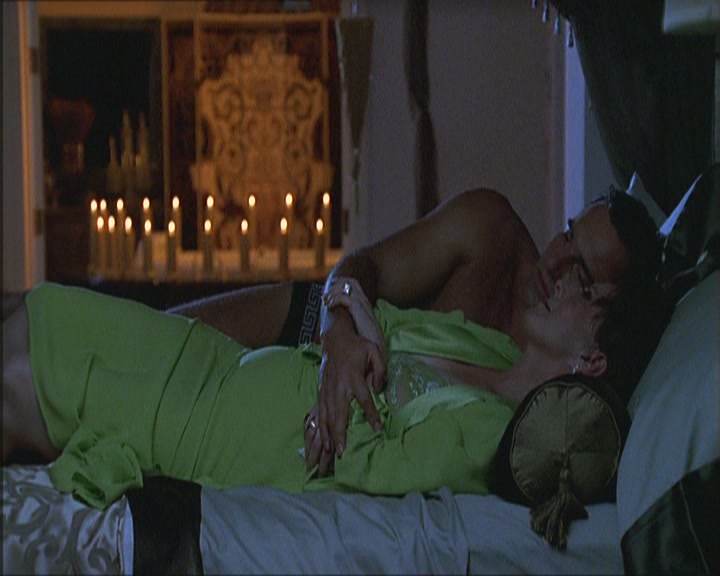 Charmed-Online_dot_net-NipTuck1x03NadetteBabcock2277.jpg Charmed-Online_dot_net-NipTuck1x03NadetteBabcock2277.jpg