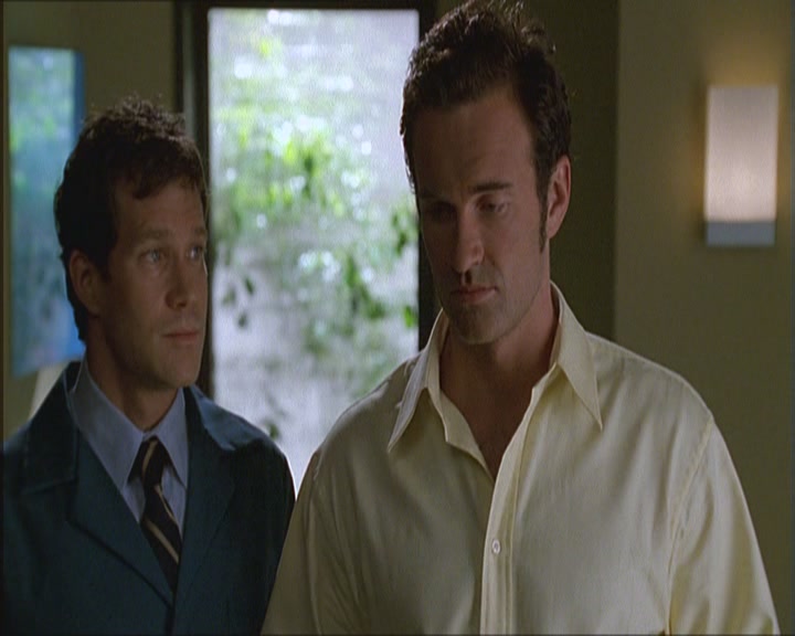 Charmed-Online_dot_net-NipTuck1x03NadetteBabcock2358.jpg