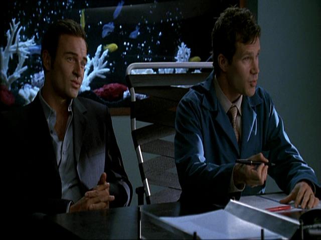 Charmed-Online_dot_net-NipTuck1x04_1x05_1x060132.jpg