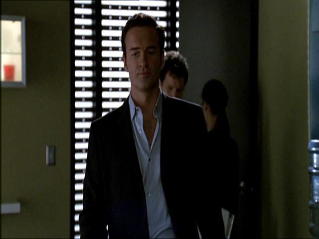 Charmed-Online_dot_net-NipTuck1x04_1x05_1x060173.jpg