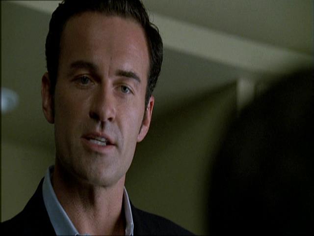 Charmed-Online_dot_net-NipTuck1x04_1x05_1x060231.jpg