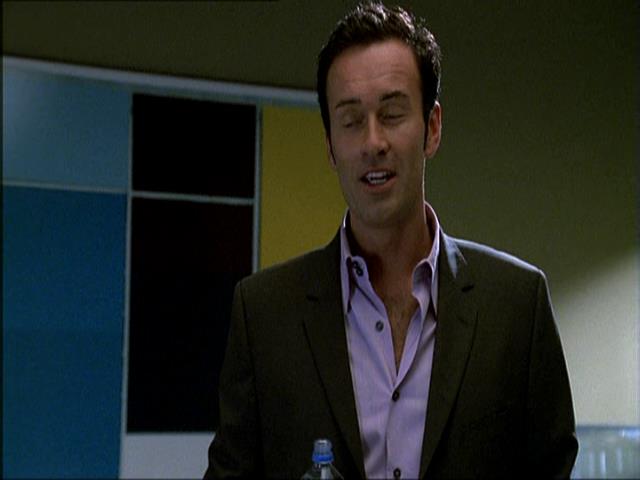 Charmed-Online_dot_net-NipTuck1x04_1x05_1x060663.jpg