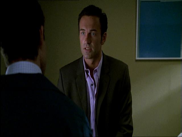Charmed-Online_dot_net-NipTuck1x04_1x05_1x060693.jpg