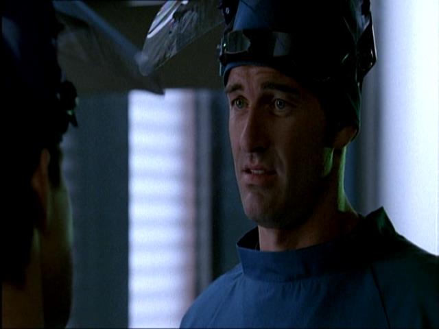 Charmed-Online_dot_net-NipTuck1x04_1x05_1x063004.jpg