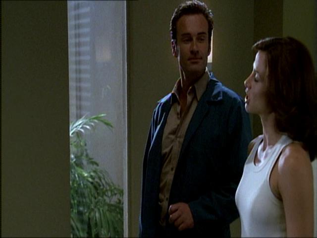 Charmed-Online_dot_net-NipTuck1x04_1x05_1x063174.jpg