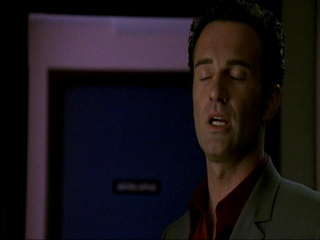 Charmed-Online_dot_net-NipTuck1x04_1x05_1x063872.jpg
