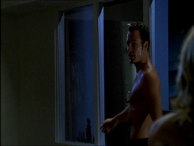Charmed-Online_dot_net-NipTuck1x04_1x05_1x064009.jpg