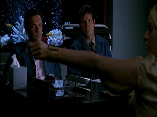 Charmed-Online_dot_net-NipTuck1x04_1x05_1x065225.jpg