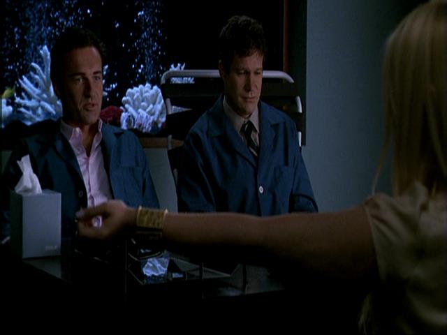 Charmed-Online_dot_net-NipTuck1x04_1x05_1x065238.jpg