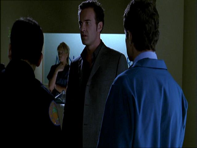 Charmed-Online_dot_net-NipTuck1x04_1x05_1x067133.jpg