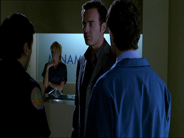 Charmed-Online_dot_net-NipTuck1x04_1x05_1x067134.jpg