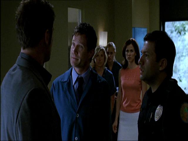 Charmed-Online_dot_net-NipTuck1x04_1x05_1x067143.jpg