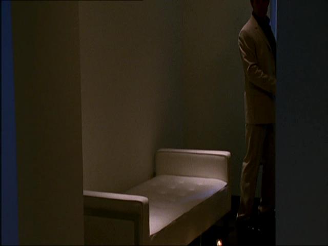 Charmed-Online_dot_net-NipTuck1x07_1x08_1x09-0560.jpg