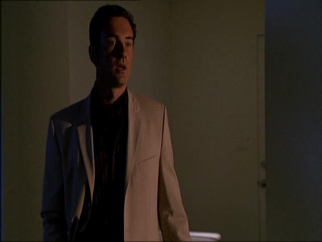 Charmed-Online_dot_net-NipTuck1x07_1x08_1x09-0584.jpg
