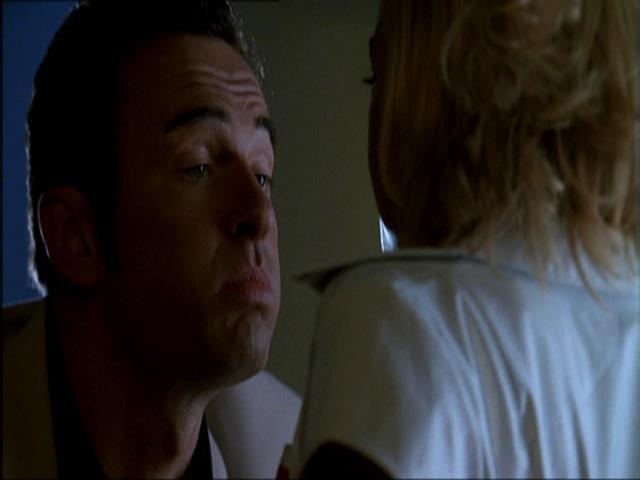Charmed-Online_dot_net-NipTuck1x07_1x08_1x09-0656.jpg