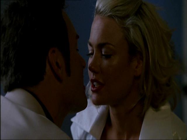Charmed-Online_dot_net-NipTuck1x07_1x08_1x09-0670.jpg