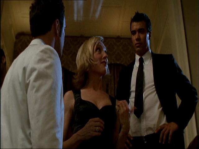 Charmed-Online_dot_net-NipTuck1x07_1x08_1x09-2067.jpg