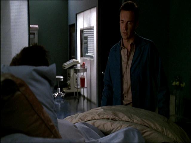 Charmed-Online_dot_net-NipTuck1x07_1x08_1x09-2165.jpg