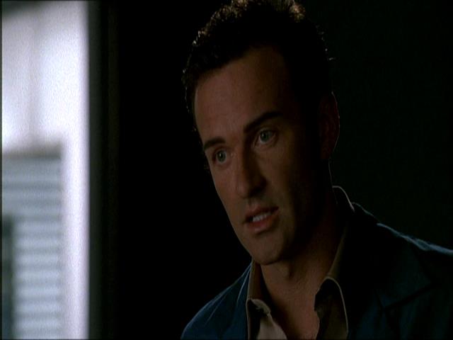 Charmed-Online_dot_net-NipTuck1x07_1x08_1x09-2171.jpg