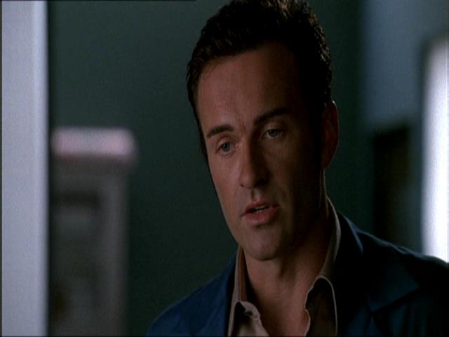 Charmed-Online_dot_net-NipTuck1x07_1x08_1x09-2187.jpg