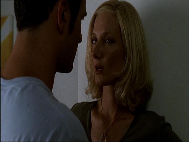 Charmed-Online_dot_net-NipTuck1x07_1x08_1x09-2505.jpg