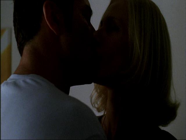 Charmed-Online_dot_net-NipTuck1x07_1x08_1x09-2518.jpg