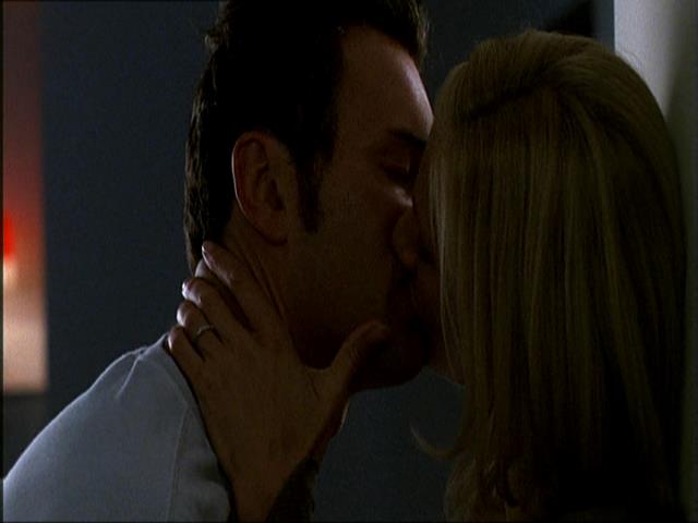 Charmed-Online_dot_net-NipTuck1x07_1x08_1x09-2521.jpg