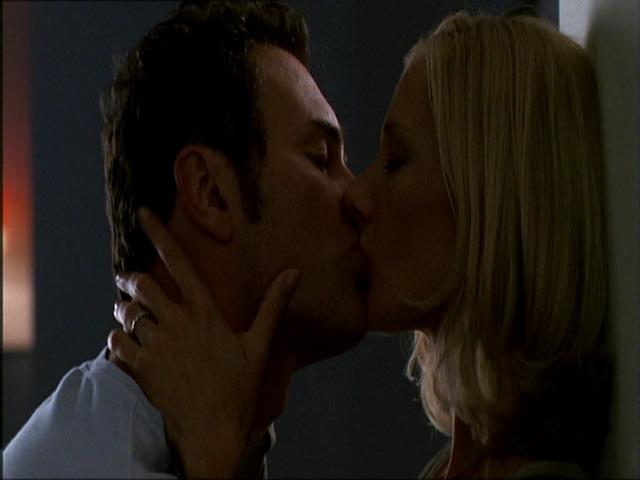 Charmed-Online_dot_net-NipTuck1x07_1x08_1x09-2527.jpg