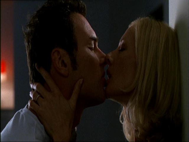 Charmed-Online_dot_net-NipTuck1x07_1x08_1x09-2529.jpg