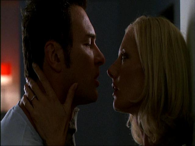 Charmed-Online_dot_net-NipTuck1x07_1x08_1x09-2533.jpg