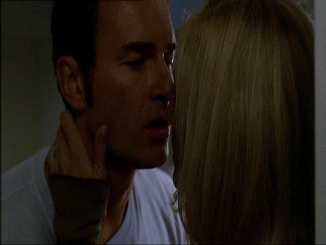 Charmed-Online_dot_net-NipTuck1x07_1x08_1x09-2535.jpg