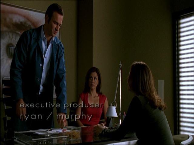 Charmed-Online_dot_net-NipTuck1x07_1x08_1x09-3006.jpg