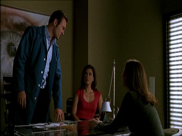 Charmed-Online_dot_net-NipTuck1x07_1x08_1x09-3009.jpg