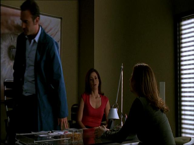 Charmed-Online_dot_net-NipTuck1x07_1x08_1x09-3011.jpg