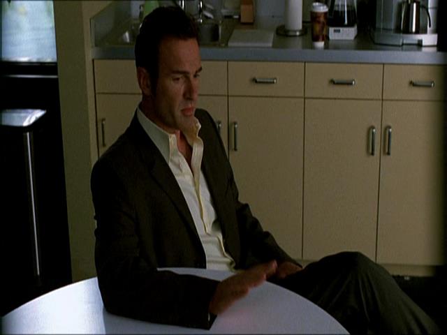 Charmed-Online_dot_net-NipTuck1x07_1x08_1x09-3709.jpg
