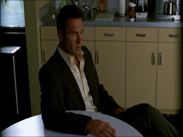 Charmed-Online_dot_net-NipTuck1x07_1x08_1x09-3710.jpg