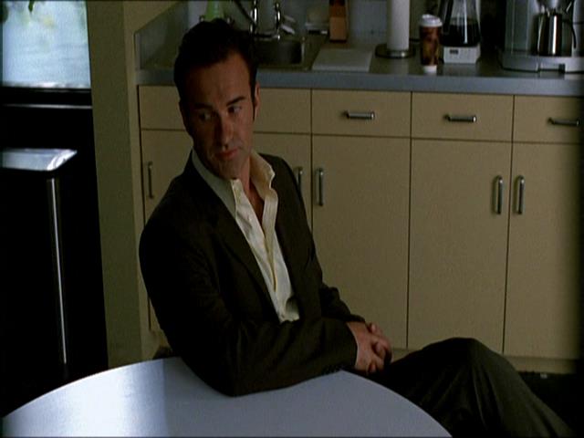 Charmed-Online_dot_net-NipTuck1x07_1x08_1x09-3718.jpg
