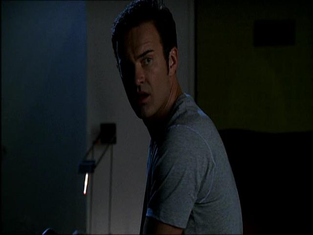 Charmed-Online_dot_net-NipTuck1x07_1x08_1x09-3815.jpg