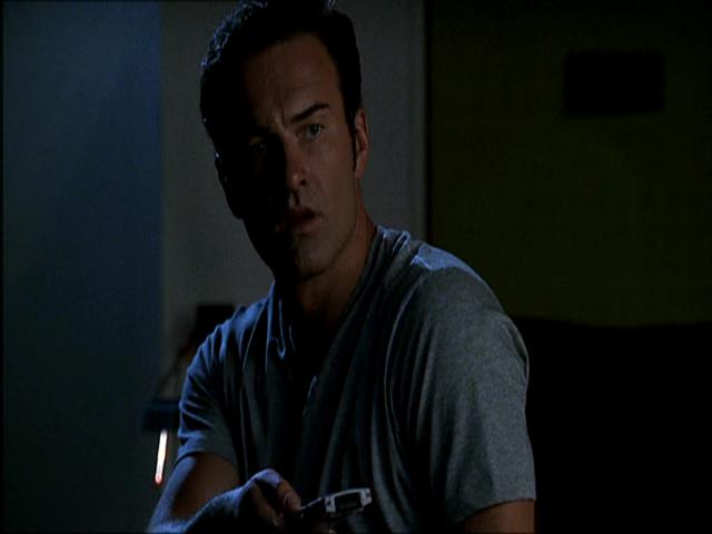 Charmed-Online_dot_net-NipTuck1x07_1x08_1x09-3826.jpg