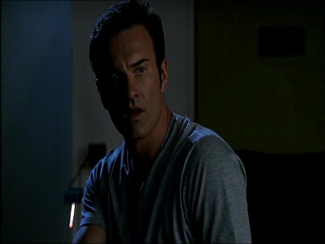 Charmed-Online_dot_net-NipTuck1x07_1x08_1x09-3828.jpg