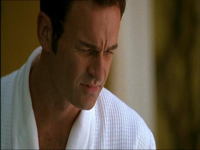 Charmed-Online_dot_net-NipTuck1x07_1x08_1x09-5267.jpg