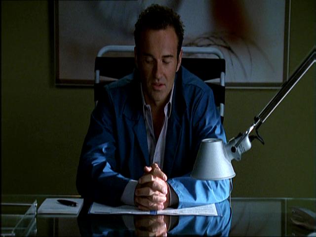 Charmed-Online_dot_net-NipTuck1x10_1x11_1x12-0393.jpg