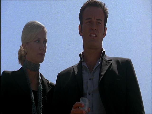 Charmed-Online_dot_net-NipTuck1x10_1x11_1x12-2221.jpg