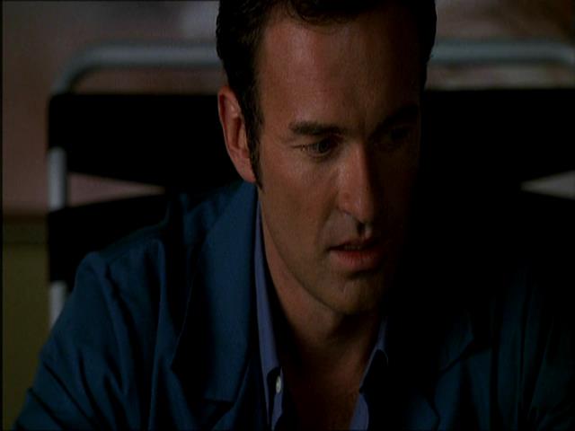 Charmed-Online_dot_net-NipTuck1x10_1x11_1x12-2837.jpg
