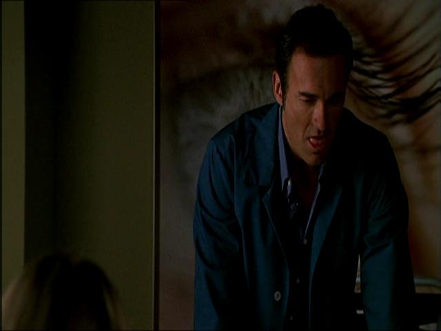 Charmed-Online_dot_net-NipTuck1x10_1x11_1x12-2842.jpg
