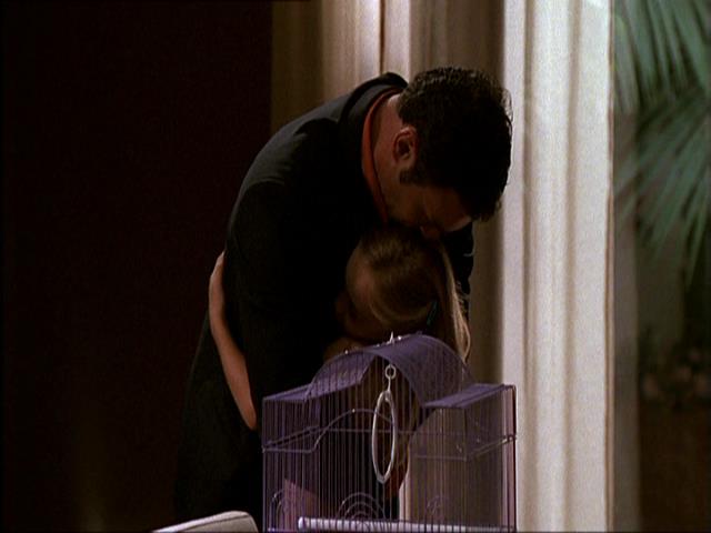 Charmed-Online_dot_net-NipTuck1x10_1x11_1x12-3135.jpg