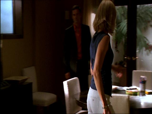 Charmed-Online_dot_net-NipTuck1x10_1x11_1x12-3166.jpg