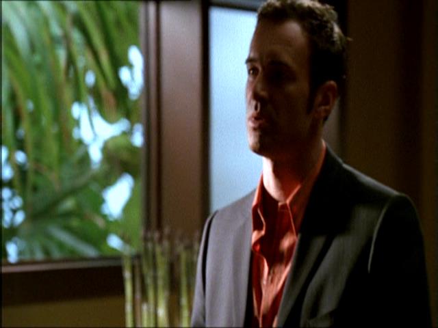 Charmed-Online_dot_net-NipTuck1x10_1x11_1x12-3180.jpg