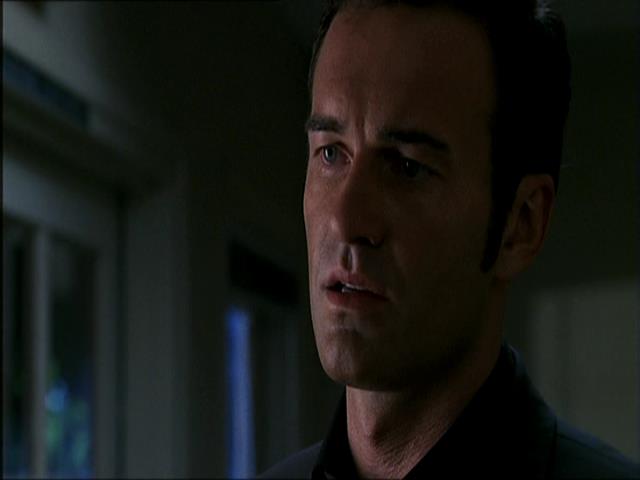 Charmed-Online_dot_net-NipTuck1x10_1x11_1x12-3827.jpg
