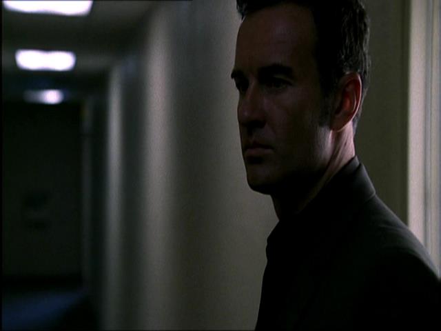 Charmed-Online_dot_net-NipTuck1x10_1x11_1x12-3850.jpg